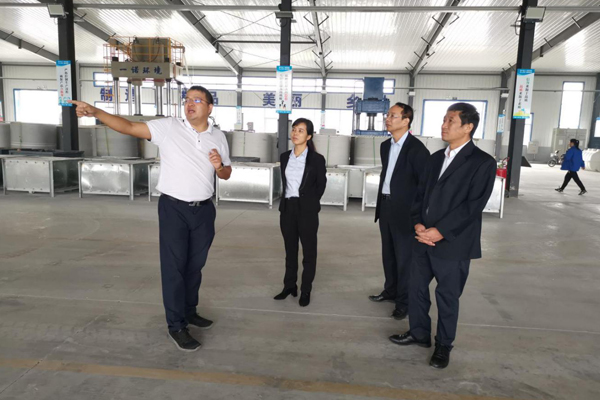 陜西航天建設(shè)集團(tuán)有限公司總經(jīng)理、黨委副書記謝明娟率隊赴遼寧一諾環(huán)保產(chǎn)業(yè)集團(tuán)開展考察調(diào)研工作 陜西航天建設(shè)集團(tuán)有限公司總經(jīng)理、黨委副書記謝明娟率隊赴遼寧一諾環(huán)保產(chǎn)業(yè)集團(tuán)開展考察調(diào)研工作